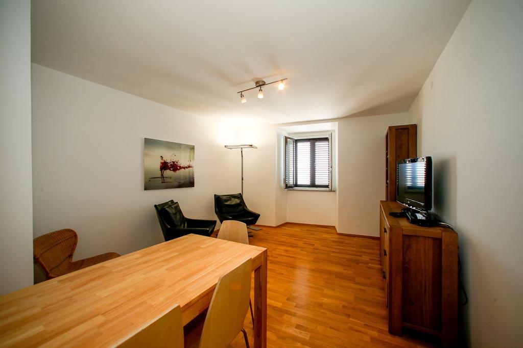Apartments Harbour Senj  Chambre photo