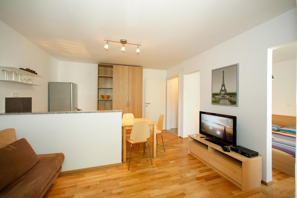 Apartments Harbour Senj  Chambre photo